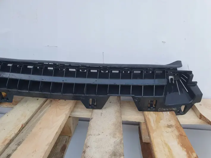 Audi A3 8P II lift BELKA TYLNEGO ZDERZAKA tył