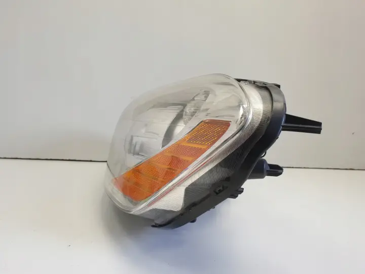 Volvo XC60 PRZEDNIA LAMPA LEWA BI XENON SKRĘTNY