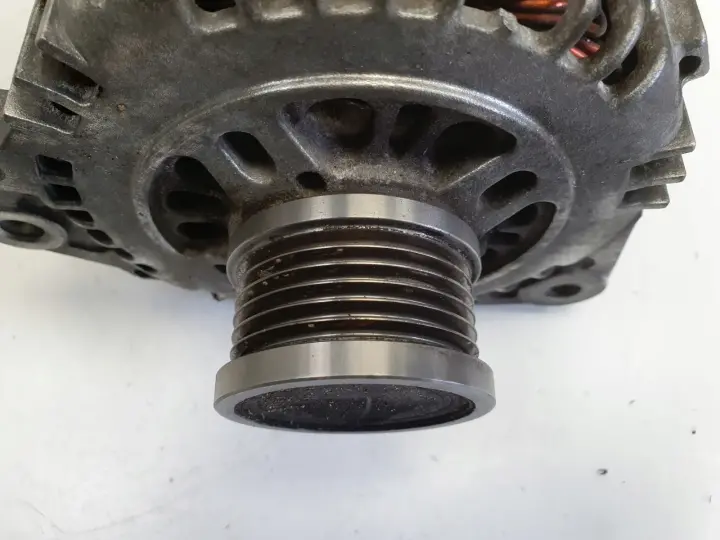 Nissan X-TRAIL T30 2.0 16V ALTERNATOR 23100-AU400 110A