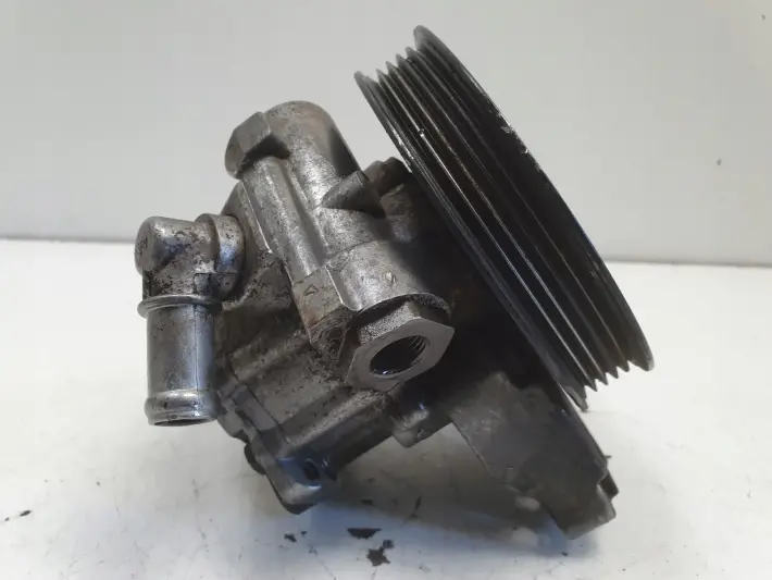 Land Rover Freelander 2.0 TD4 POMPA WSPOMAGANIA QVB101453