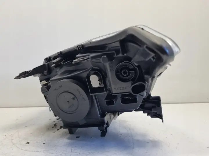 Renault Laguna III 07-10r PRZEDNIA LAMPA PRAWA PRAWY PRZÓD 260100033R