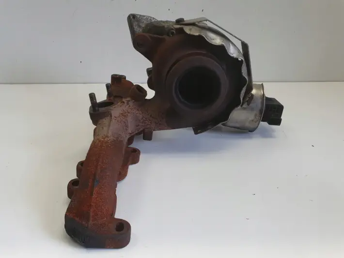 VW Polo V 1.6 TDI TURBOSPRĘŻARKA 03L253016H