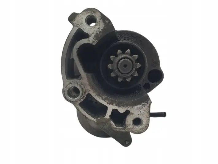 ce9f9dc6f9878a9e1e3119eb69ece7f3