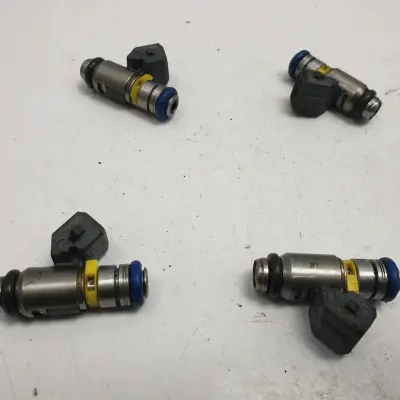 Fiat 500X 1.4 T turbo WTRYSKIWACZ wtrysk IWP246