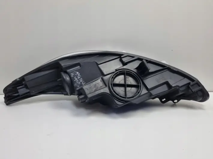 Ford Fiesta MK7 08-17r PRZEDNIA LAMPA PRAWA PRAWY PRZÓD 8A61-13W029-DG