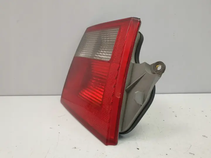 Saab 95 9-5 LIFT KOMBI TYLNA LAMPA LEWA lewy tył