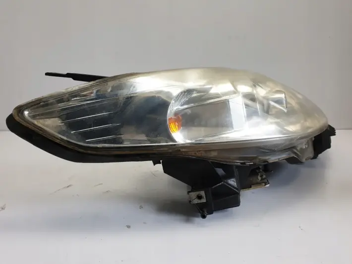 Mazda 5 XENON PRZEDNIA LAMPA PRAWA przód EUROPA