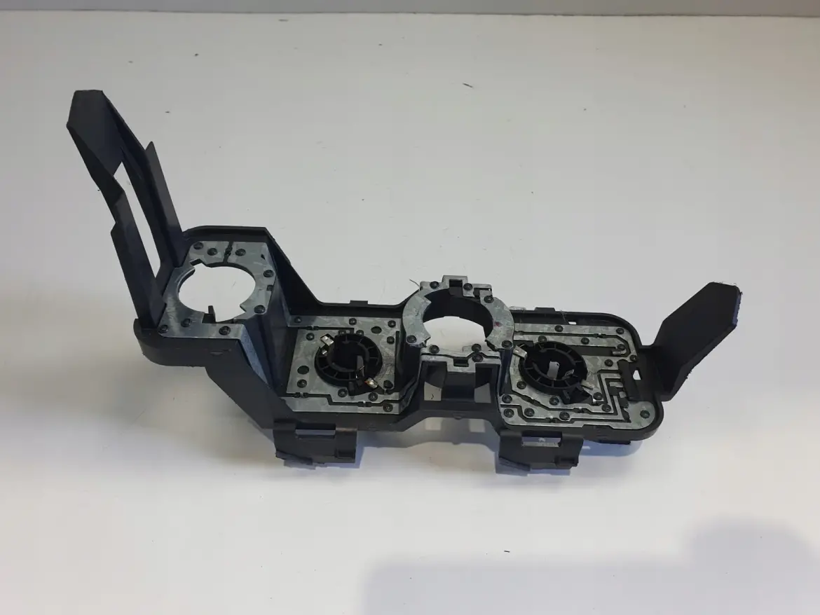 Mini One R56 PRAWY WKŁAD TYLNEJ LAMPY prawy tył pasażera