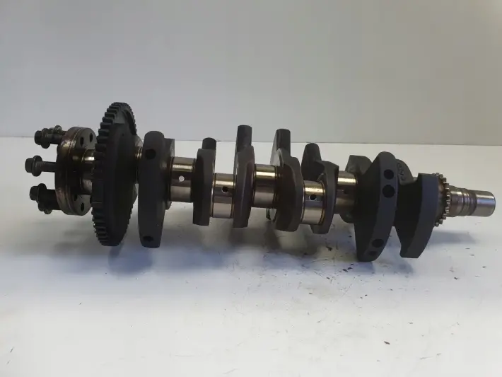 Mini Cooper R50 R53 1.6 16V WAŁ KORBOWY 04777684AA