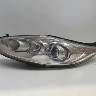 Ford Fiesta VII MK7 08-13r LIFT PRZEDNIA LAMPA LEWA lewy przód 8A6113W030DE