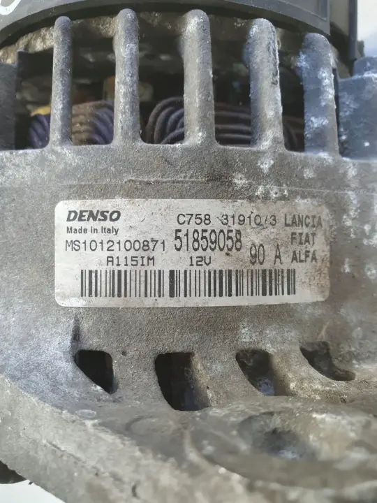 Fiat Bravo II 1.9 JTD ALTERNATOR 90A 51859058 denso