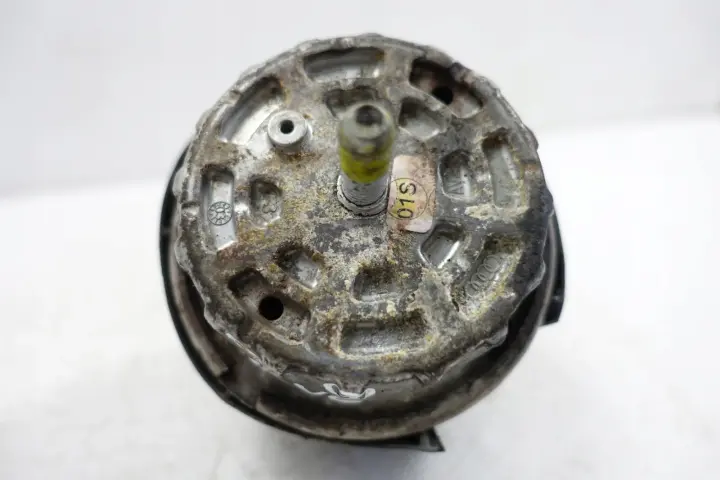 Audi A6 C6 2.4 V6 PODPORA SILNIKA PODUSZKA łapa