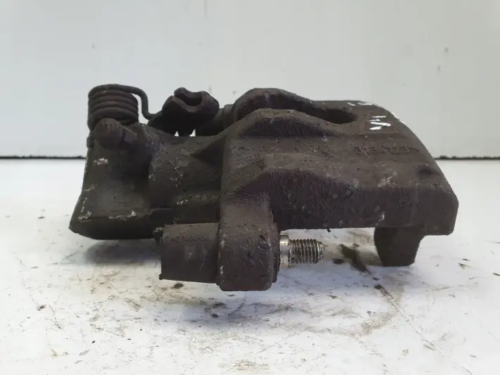 Volvo V40 II TYLNY ZACISK HAMULCOWY prawy tył Pasażera P.T 31341231