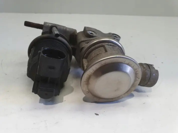 Vw Golf V Audi A3 II 8P 1.6 8V ZAWÓR EGR 06A131501J