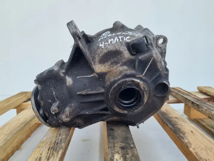 Mercedes GLK X204 PRZEDNI MOST dyferencjał PRZÓD dyfer 2213300902