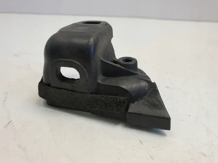 Porsche Boxster 986 PRAWY UCHWYT DACHU zaczep