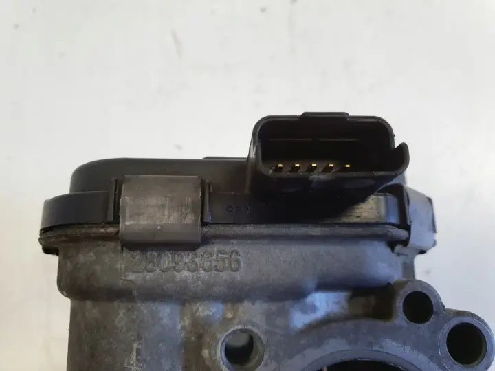 fd5daec76f93956d25c3c14e93a6fa7a