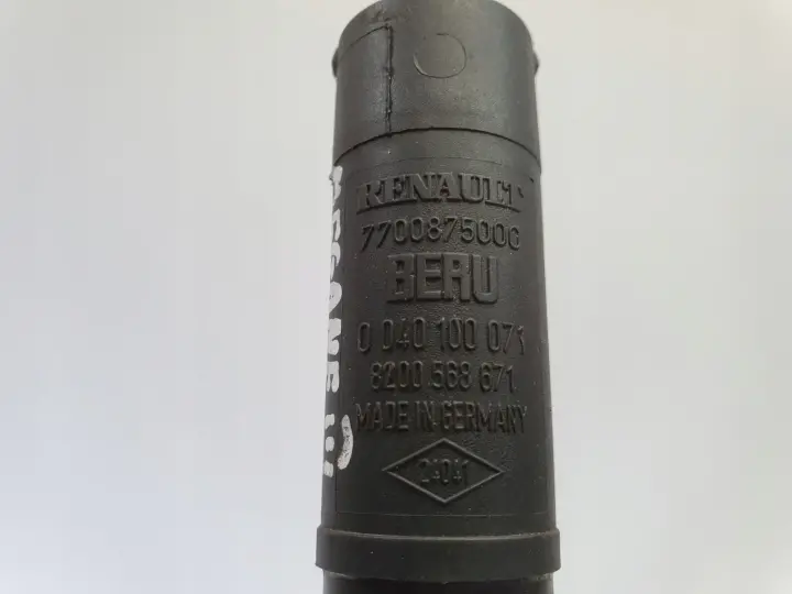 215777798fda200b5094b552ecd30271