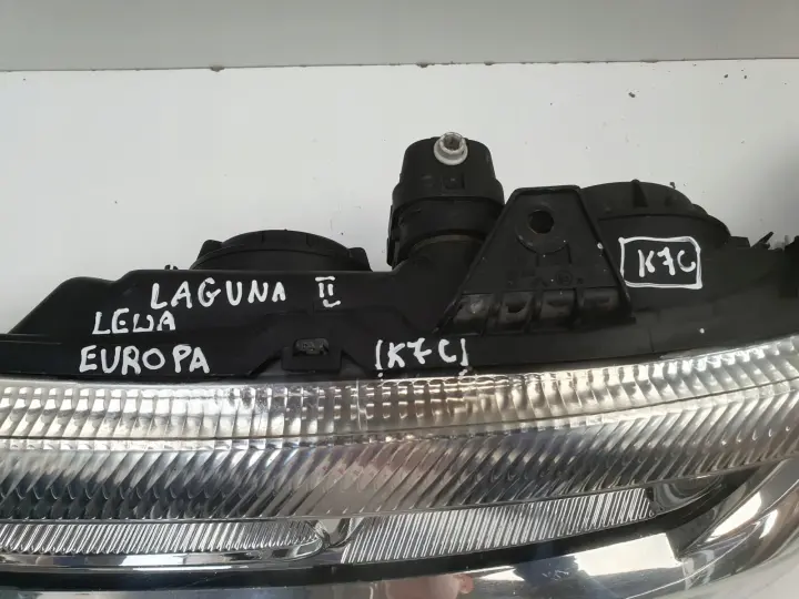 Renault Laguna II 01-05r PRZEDNIA LAMPA LEWA lewy przód 8200002845 89004687