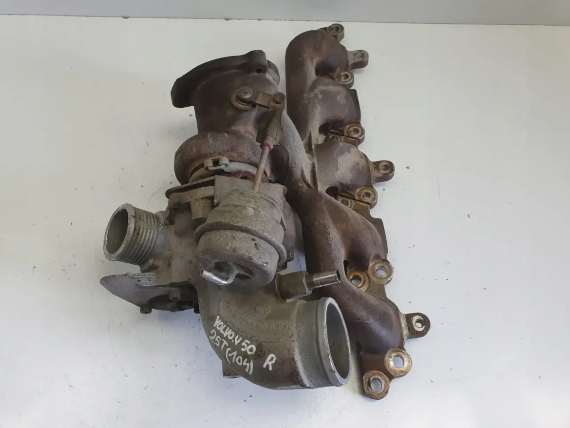 Volvo S40 II V50 2.5 T TURBOSPRĘŻARKA turbo 30757112