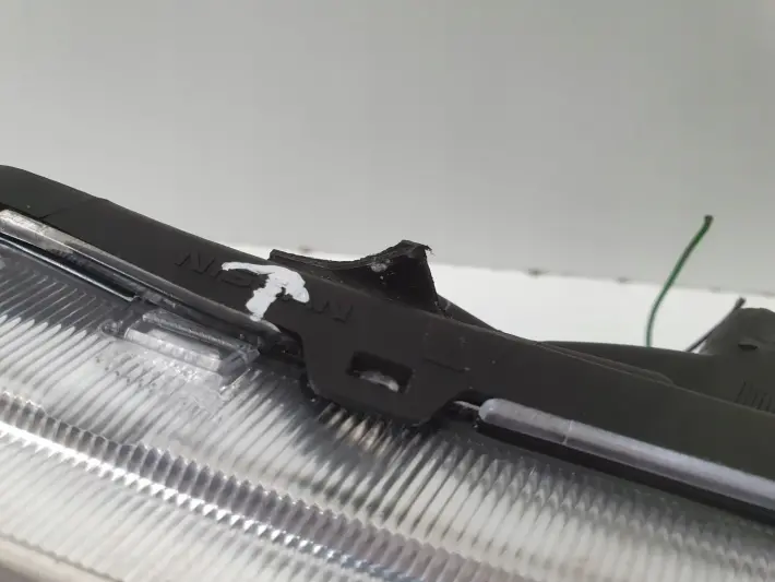 Nissan Pathfinder R51 Navara D40 III PRZEDNIA LAMPA LEWA LEWY PRZÓD xenon