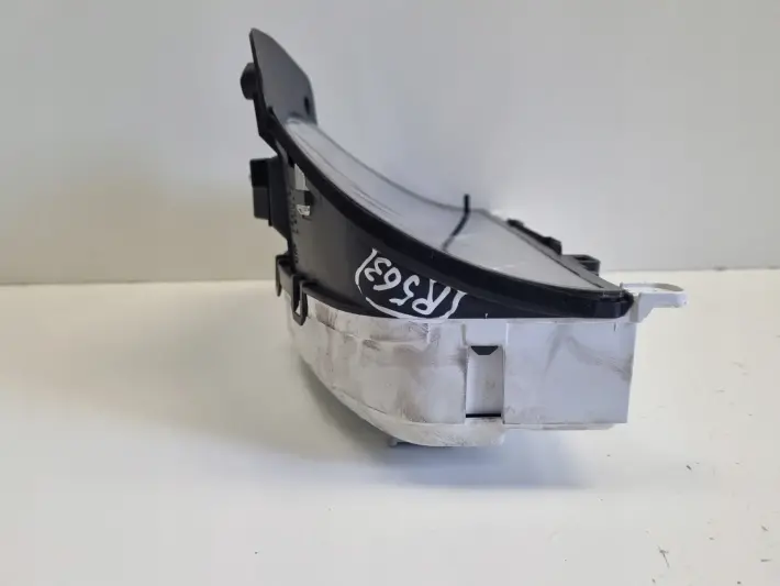 Volvo S80 II V70 III XC70 II 2.4 D5 LICZNIK ZEGARY Europa diesel 31270899AA