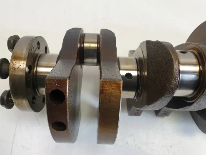 VW Polo IV 1.2 12V WAŁ KORBOWY AZQ 64KM