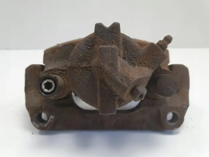 Renault Clio IV V PRAWY PRZEDNI ZACISK HAMULCOWY przód PASAŻERA 368