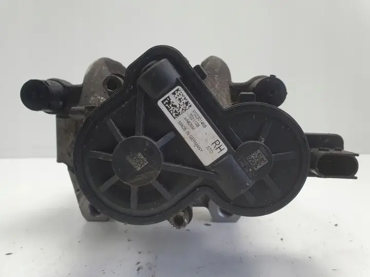 Volvo V60 XC60 II TYLNY ZACISK HAMULCOWY prawy tył P32301468