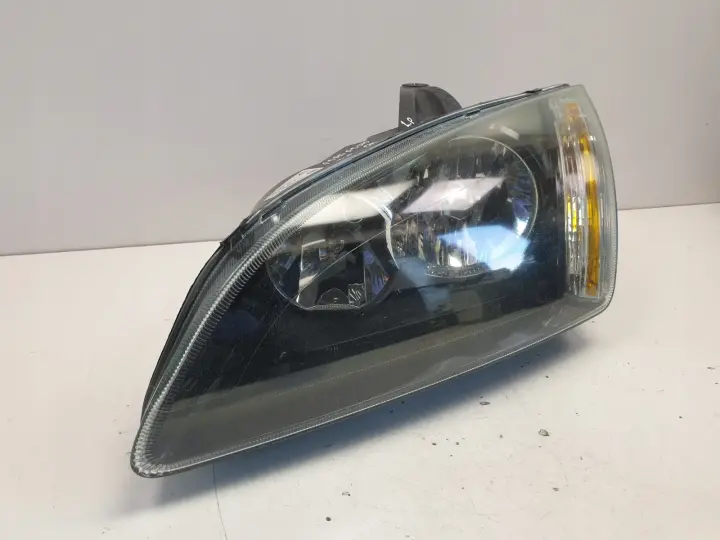 Ford Focus II MK2 PRZEDNIA LAMPA LEWA lewy przód