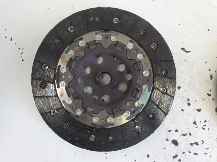 VW Golf V 1.9 TDI TARCZA DOCISK sprzęgło