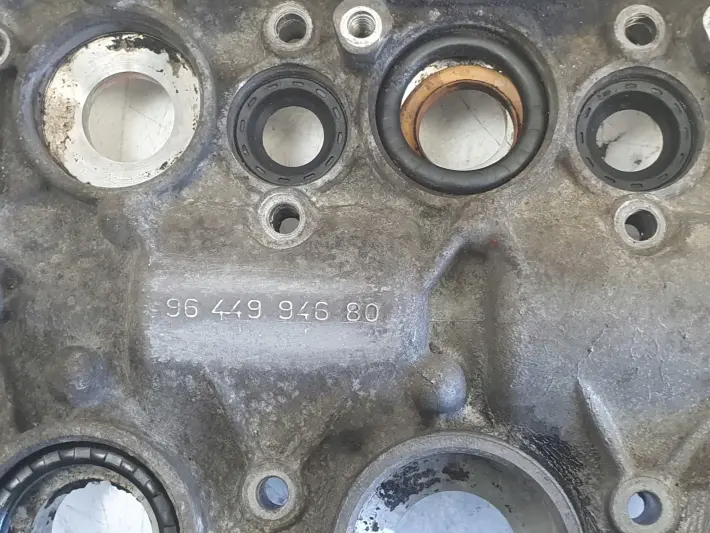 Ford Focus MK2 II 1.6 TDCI POKRYWA ZAWORÓW WAŁKI 9644994680