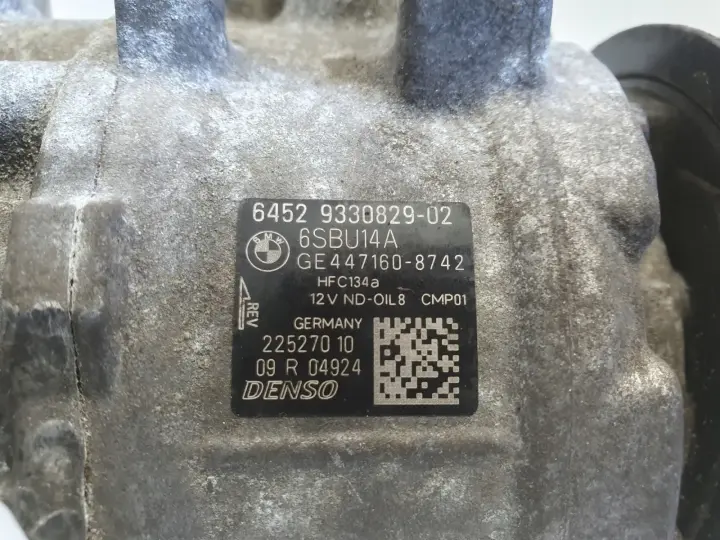 BMW F30 2.0 D SPRĘŻARKA KLIMATYZACJI 9330829-02