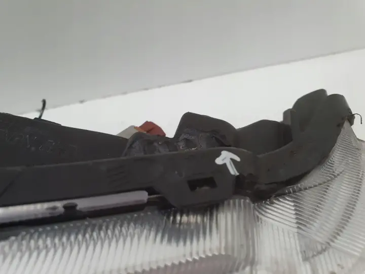 Nissan Pathfinder R51 Navara D40 III PRZEDNIA LAMPA LEWA LEWY PRZÓD xenon