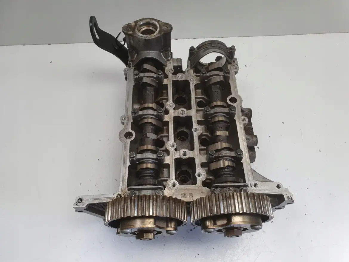 Ford Focus MK3 1.0 EcoBoost GŁOWICA CYLINDRÓW CM5G-6090-GC