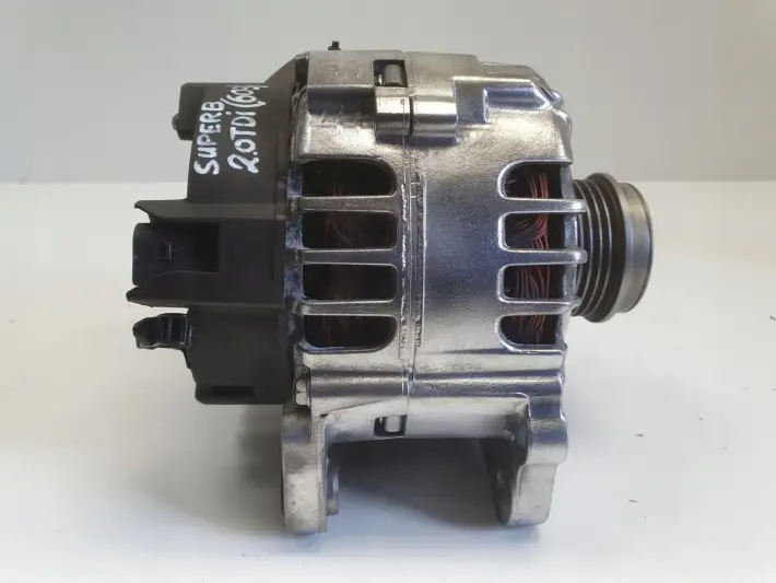 Skoda Superb I 2.0 TDI BSS ALTERNATOR Valeo 028903031A 120A