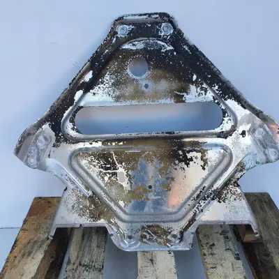 Porsche Boxster 986 2.5 OSŁONA SILNIKA dolna