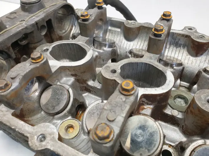 Subaru Outback III 3.0 H6 GŁOWICA CYLINDRÓW