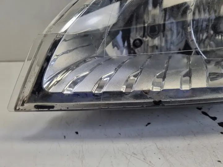 Renault Megane III 08-12r PRZEDNIA LAMPA LEWA lewy przód 260600017R