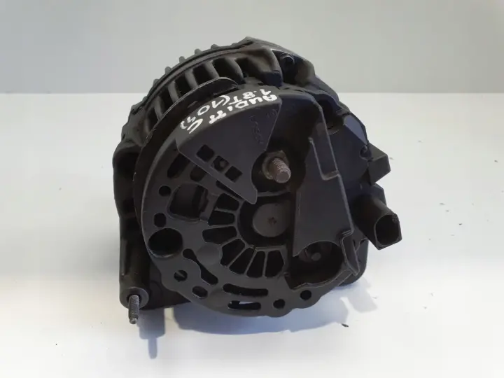 Audi TT 1.8 T ALTERNATOR bosch 028903028E 120A