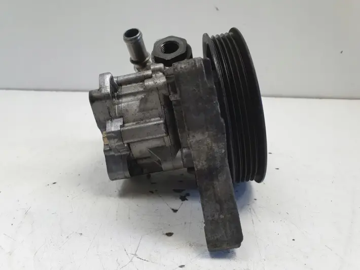 Land Rover Freelander 2.0 TD4 POMPA WSPOMAGANIA QVB101453