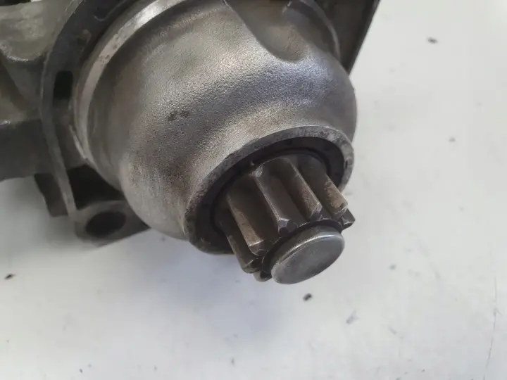 VW Bora 1.9 TDI ROZRUSZNIK bosch 0001125042