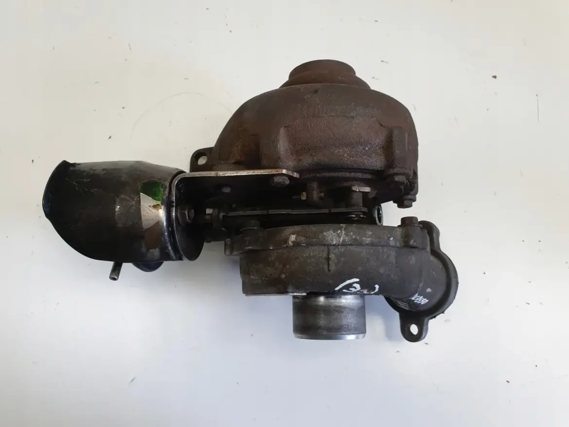 Peugeot 407 1.6 HDI TURBOSPRĘŻARKA turbo 753420-5005S