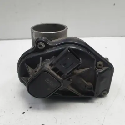 Ford Focus MK2 II 1.6 16V PRZEPUSTNICA VP4F9U-9E928-BA