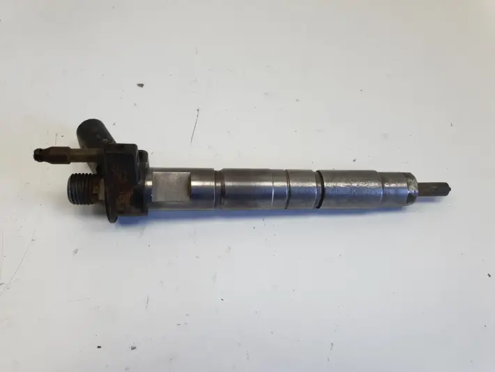 BMW E87 E90 2.0 D WTRYSKIWACZ wtrysk 0445116001 7797877