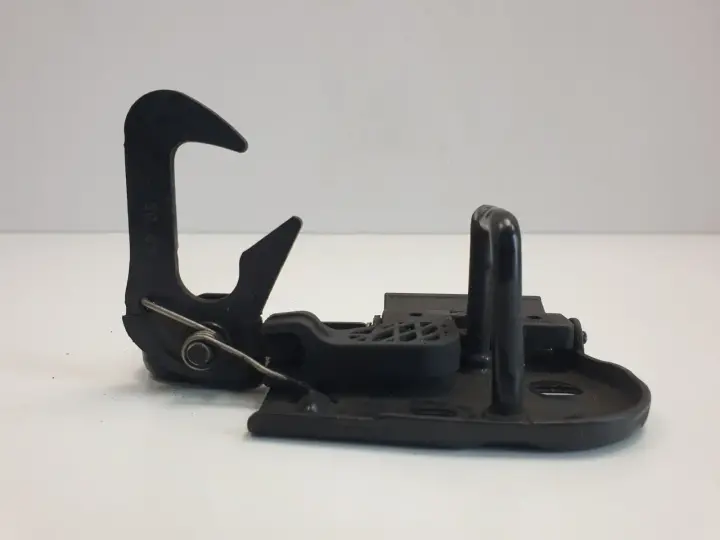 Touran I ZAMEK PRZEDNIEJ MASKI Rygiel 1T0823480A