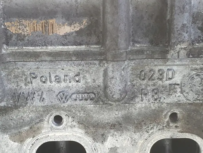 Skoda Fabia I 1.2 12V GŁOWICA CYLINDRÓW wałki 03E103373C