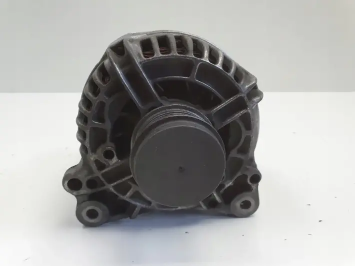 Skoda Superb I 1.9 TDI ALTERNATOR Bosch 028903029B 120A