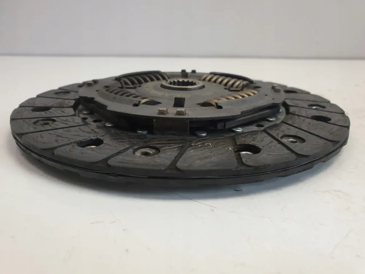 Opel Corsa F 1.2 VTI KOMPLETNE SPRZĘGŁO komplet