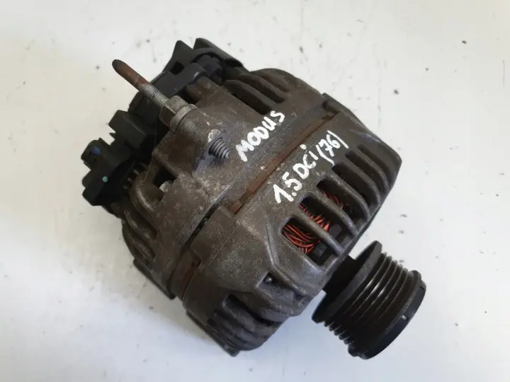 Renault Modus 1.5 DCi ALTERNATOR bosch 0124425071 120A